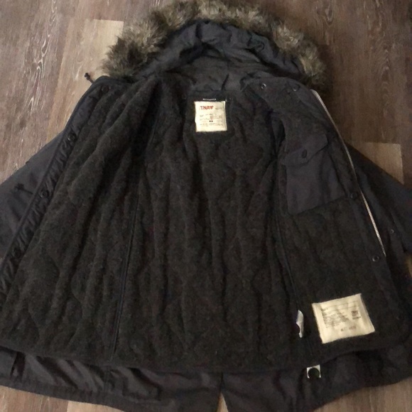 TNA Winter Jacket - Picture 4 of 4